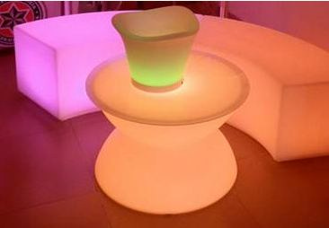 Noleggio Pouf/Tavolino YoYo a Milano